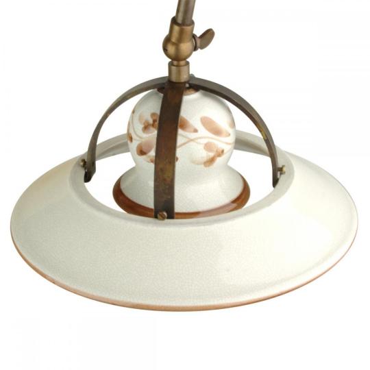 rucne malovana mediteran keramika nastenna lampa vzorovana vidiecka mosadz kuchyna obyvacka osvetlenie lampy imas lameridiana spalna romanticka provence provensalska atmosfera tanier.jpg